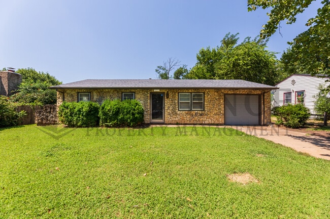 Building Photo - 6505 N Randall Dr Rental