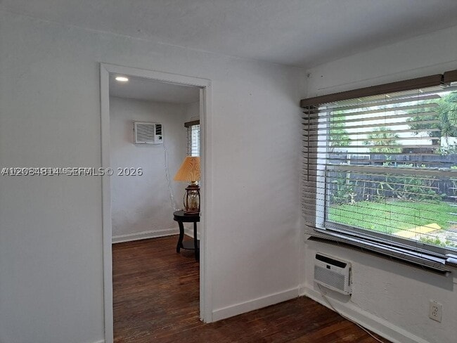 217 Southridge Rd Unit Lower Unit