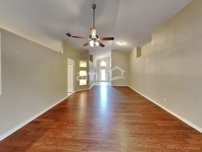 Photo - 509 Chadwick Dr