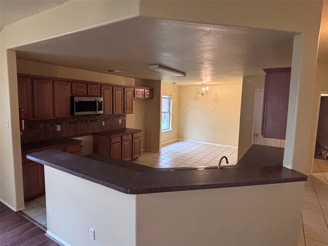 Photo - 6402 Hayman Dr