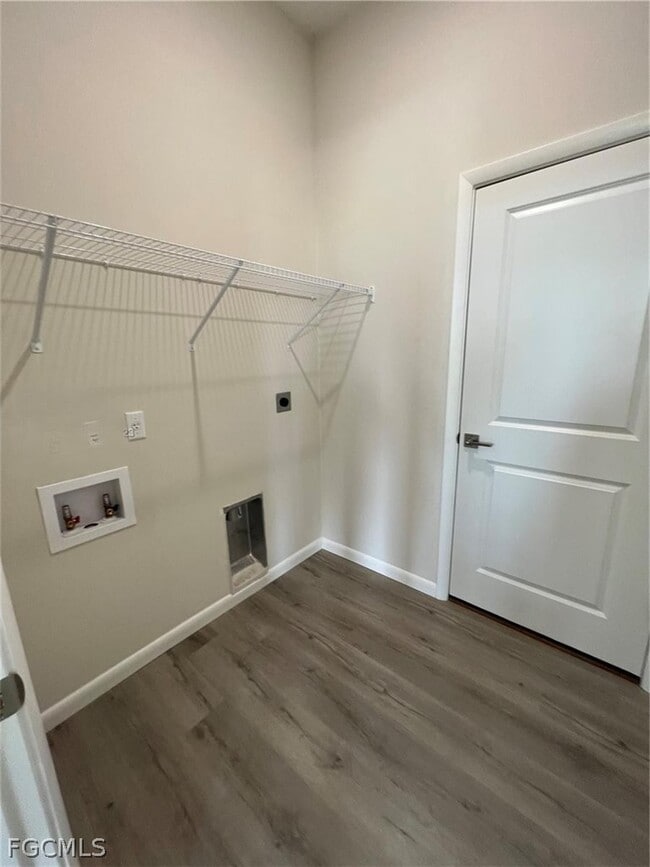 Photo - 1088 Saturn Ct