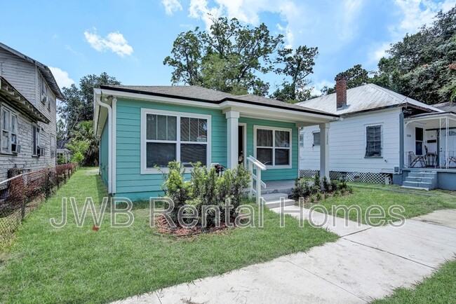 Photo - 1332 Steele St House