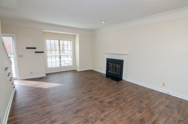 Photo - Convenient Bellevue Townhome