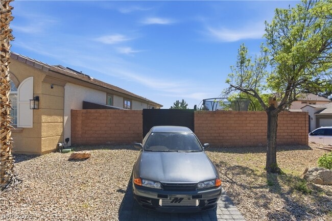 Photo - 11063 Pegasus Dr