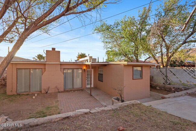 Photo - 3410 N Stanton St