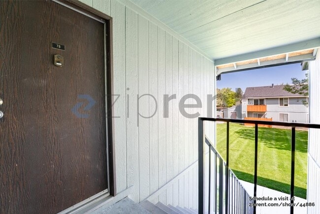 Building Photo - 4602 Neil Rd Rental
