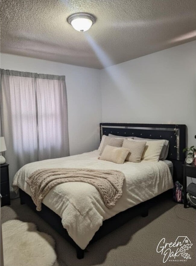 Photo - 13000 Rockside Rd