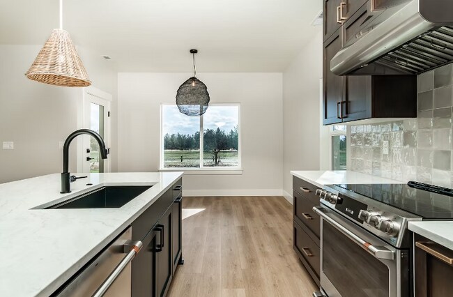 Photo - 22505 Nelson Rd
