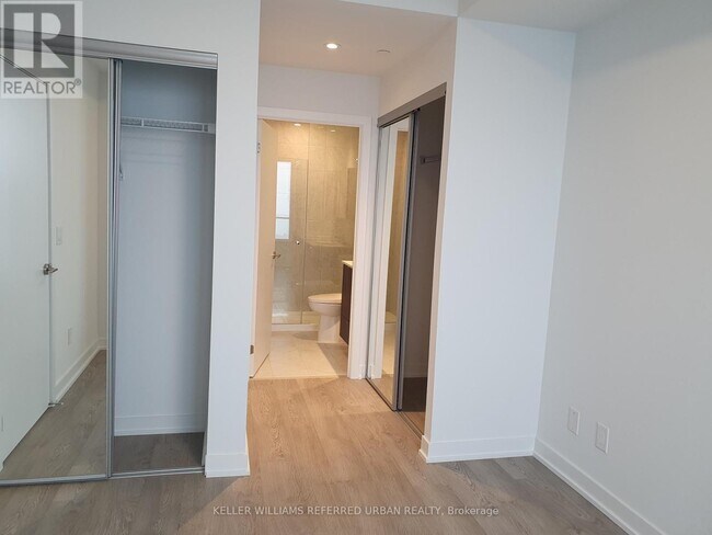 Photo - 1926 Lake Shore Blvd W Unité 3905