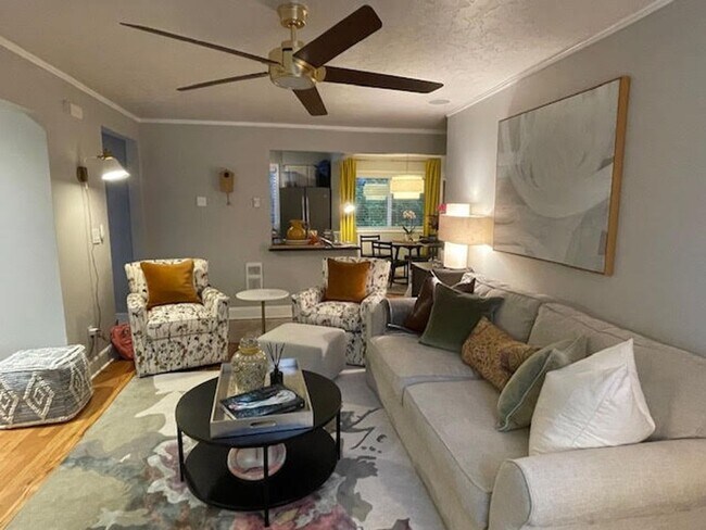 Photo - FABULOUS & SOPHISTICATED CONDO IN LO