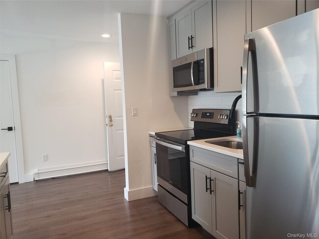 Photo - 100 Mariners Way