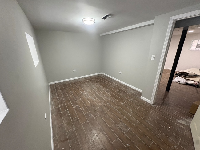 Photo - 7744 S Clyde Ave