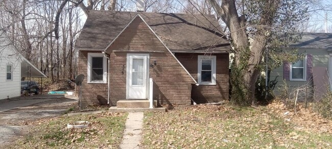 Building Photo - 505 S Wesley St