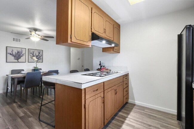 Photo - 2939 Samuel Dr Unit ID1407694P