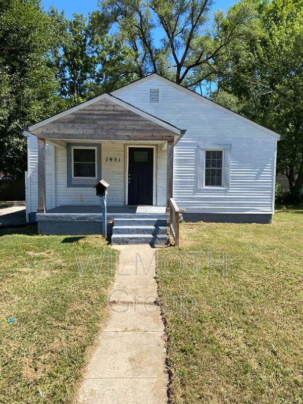 Building Photo - 1951 N Bosart Ave Rental