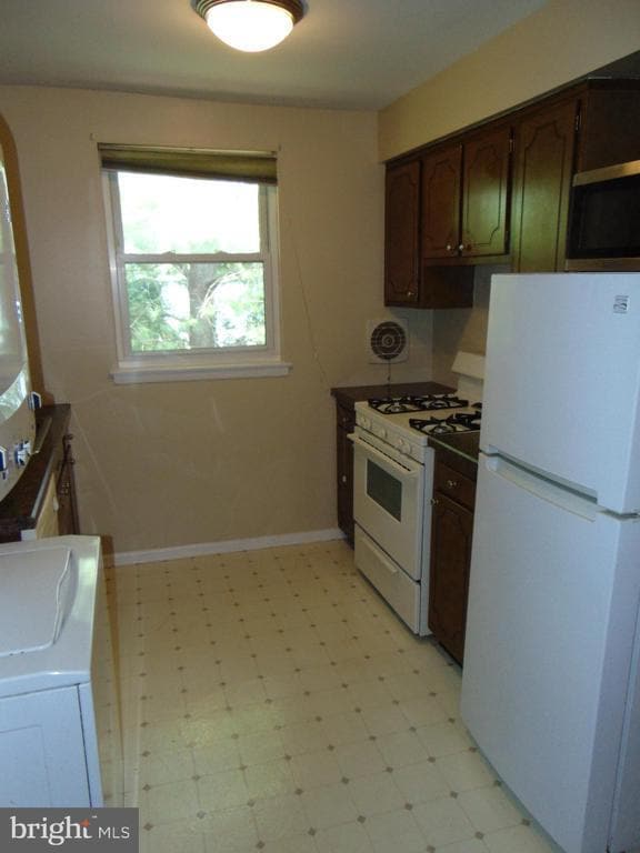 Photo - 1155 York Rd