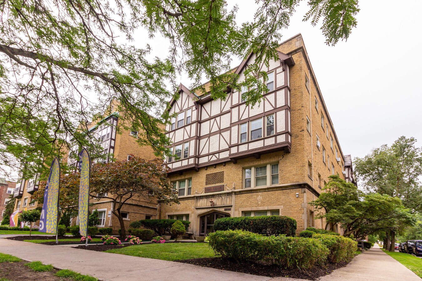 Windsor Lakewood Properties Apartments For Rent In Lakewood