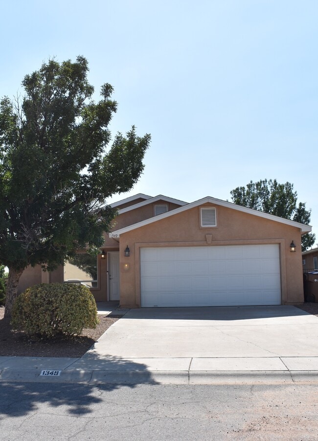 Building Photo - 1349 Mogollon Rd Rental