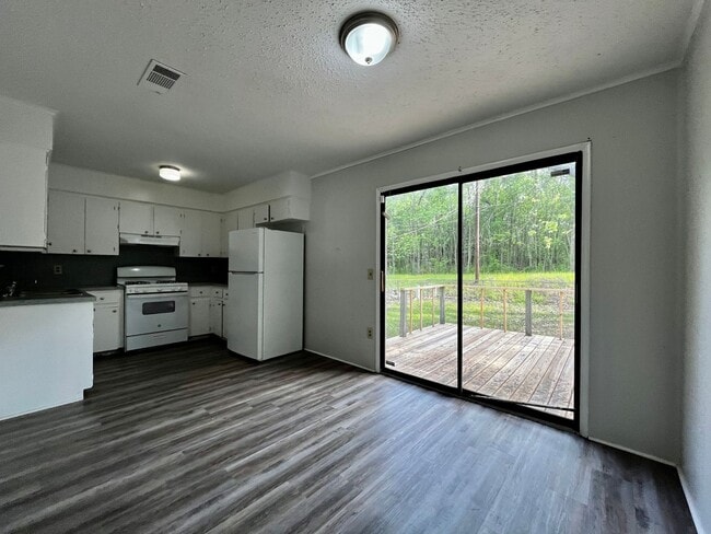 Photo - 6612 Whippoorwill Ln