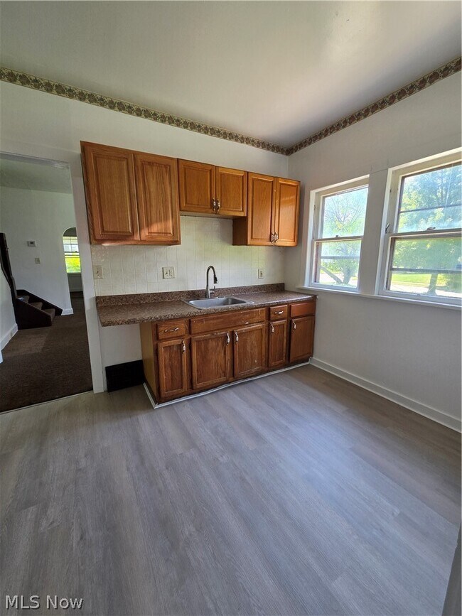Photo - 2859 Avondale Ave Unit 2859