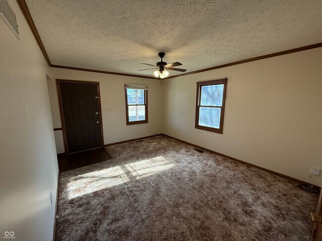 Photo - 508 Illinois St