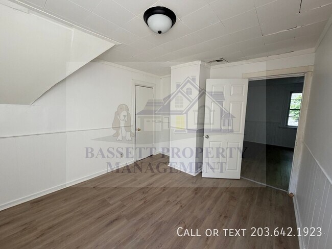 118 Cedar Hill Ave