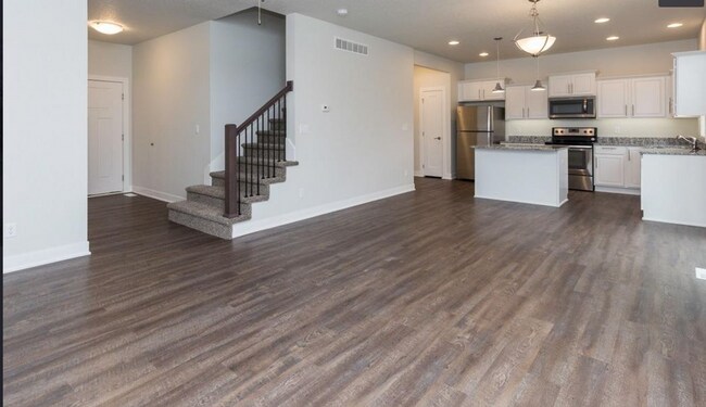 Photo - Beautiful 4 Bedroom Home! BRAND NEW CARPET!!