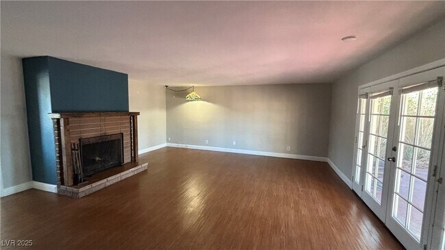 Photo - 1516 Houssels Ave