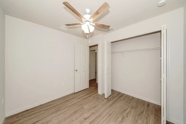 Photo - 24 Pinwheel Ln