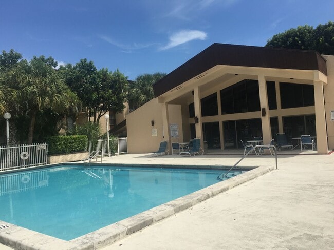 Photo - PROMENADE AT KENDALE LAKES - 1 BEDROOM /1 BATHROOM - $1,700