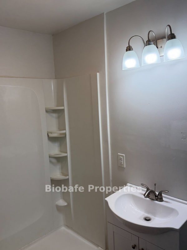 Photo - 176 Cloud St Unit B