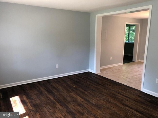 Photo - 204 Northview Dr