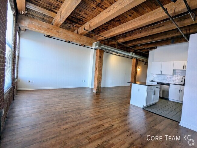 Building Photo - LARGE one bedroom in River Market! Unit 211 Rental