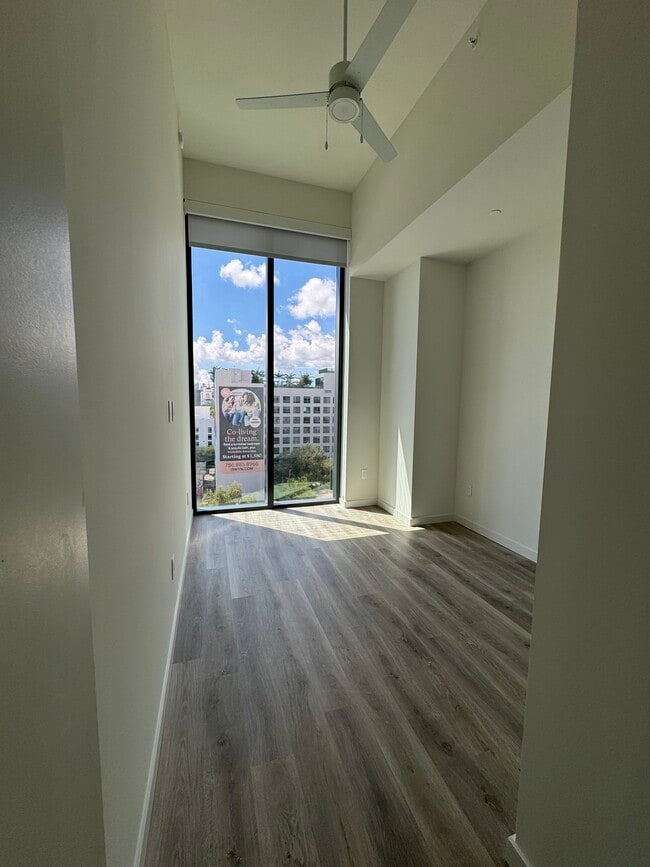 Photo - 144 NW 32nd St Unit A1