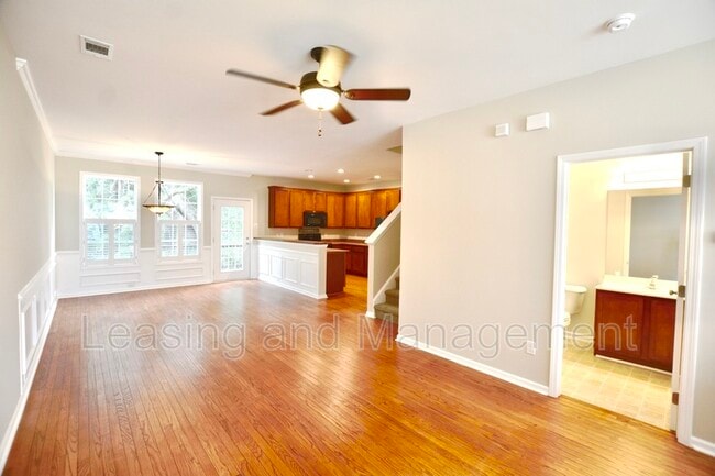 Photo - 1402 Hamlin Park Cir