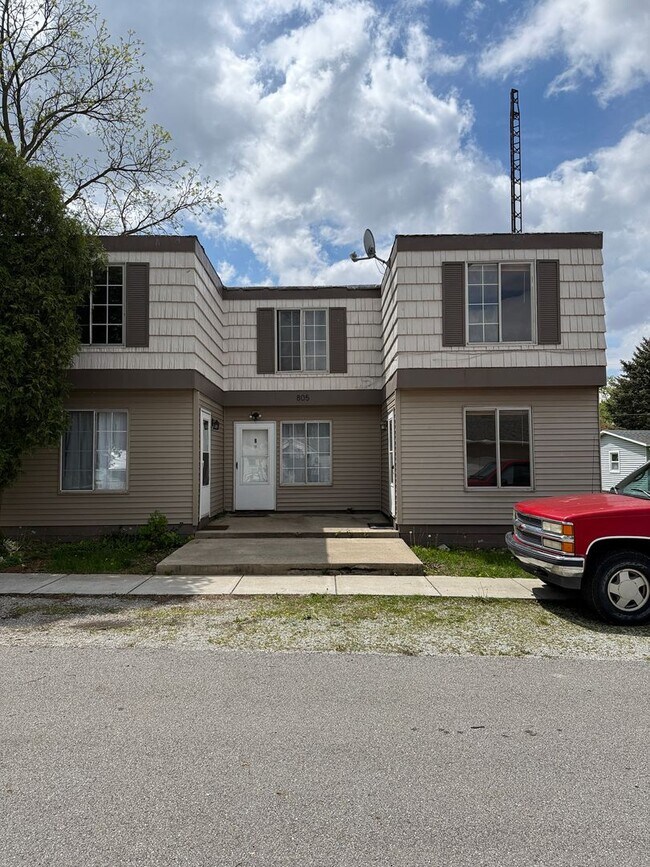 BROOKSTON...2 Bedroom 1 Bath - BROOKSTON...2 Bedroom 1 Bath Townhome