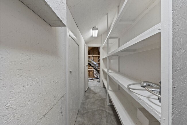 Photo - 2919 Royal Oaks Grove