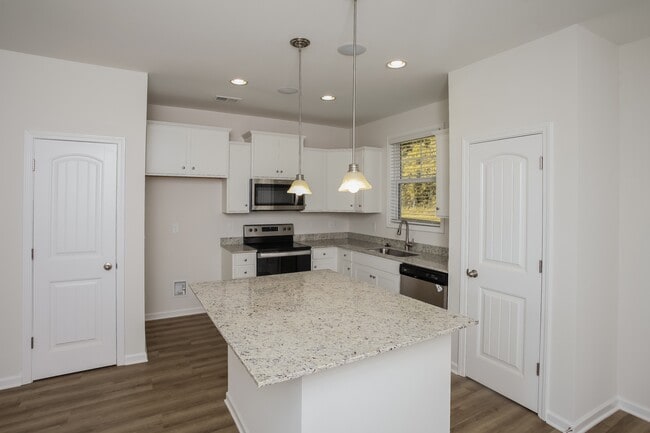 Photo - 198 Wahoo Cir