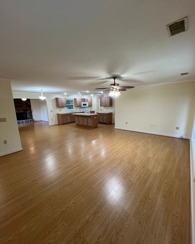 Photo - 193 Edgewood Ridge Rd