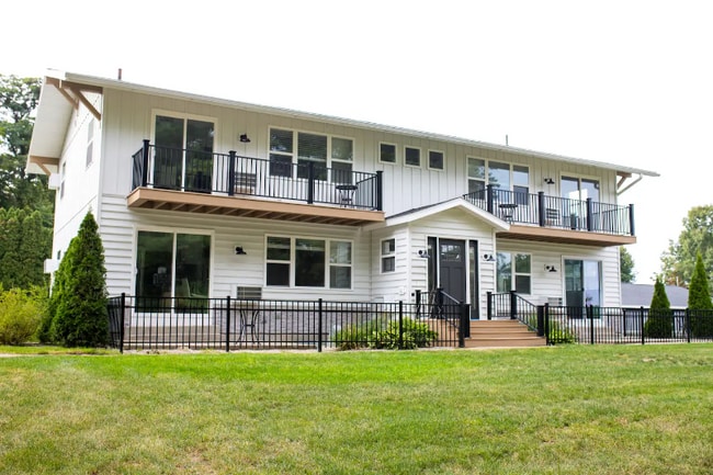 Photo - 287 S 3rd Ave Unit 1