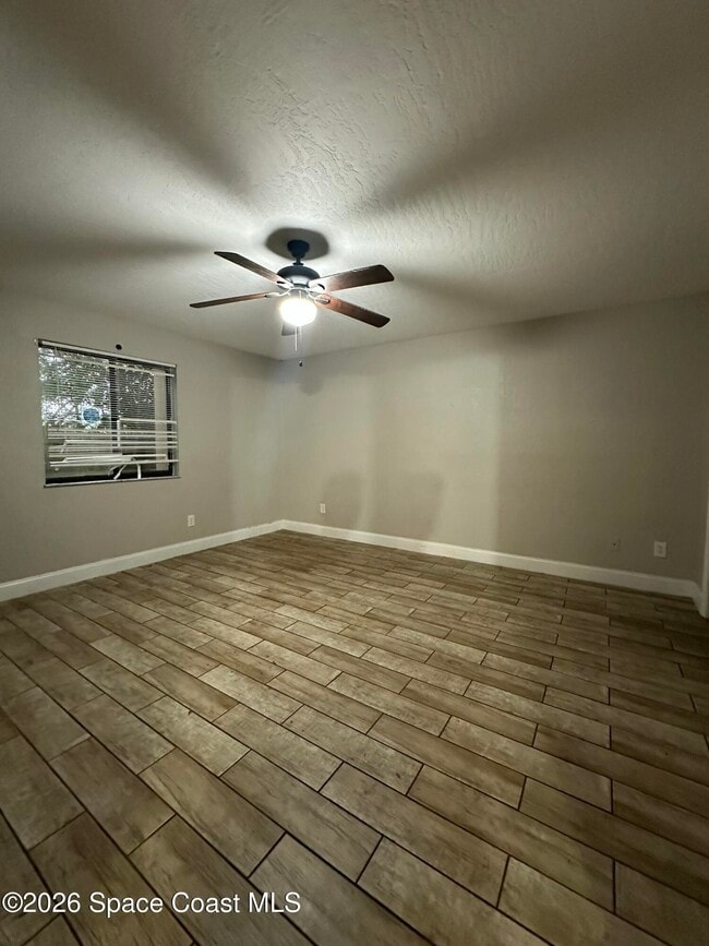 2101 Forest Knoll Dr NE Unidad 103