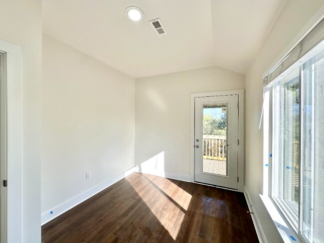 Photo - 1940 W Cadmus Rd Unidad 101