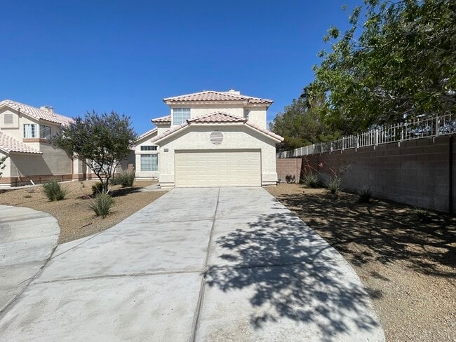 To schedule a viewing, call Wally Fellman ... - To schedule a viewing, call Wally Fellman ... House