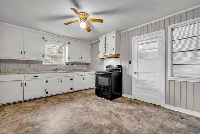 Photo - 1005 Blanchard Dr Unit A