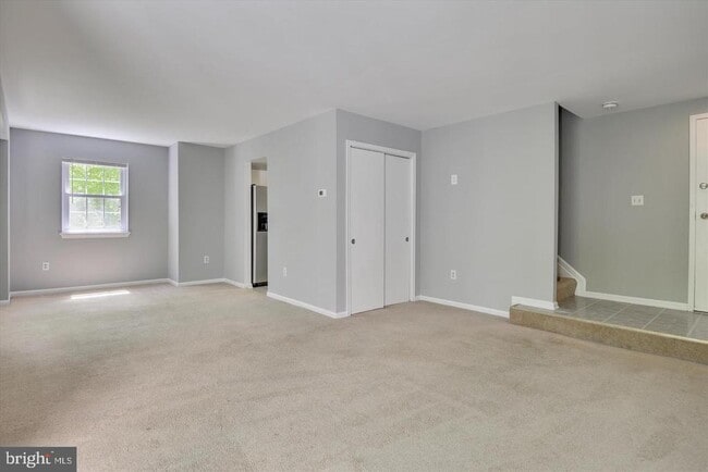 Photo - 678 Newbridge Ct Unit 4