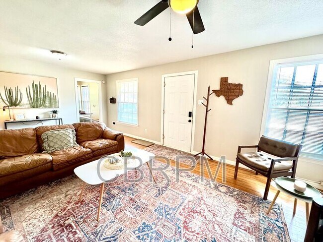 Photo - 2212 27th St