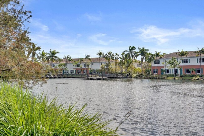 Photo - 228 SW 6th Ct