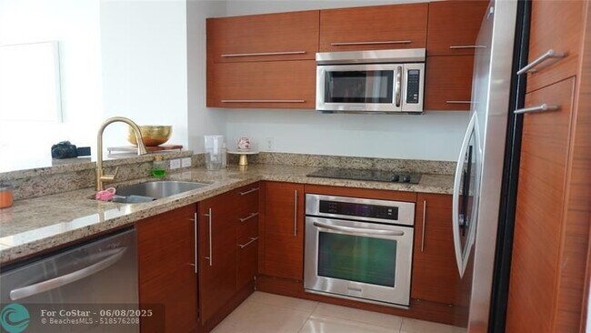 Photo - 2681 N Flamingo Rd Unidad 2602S