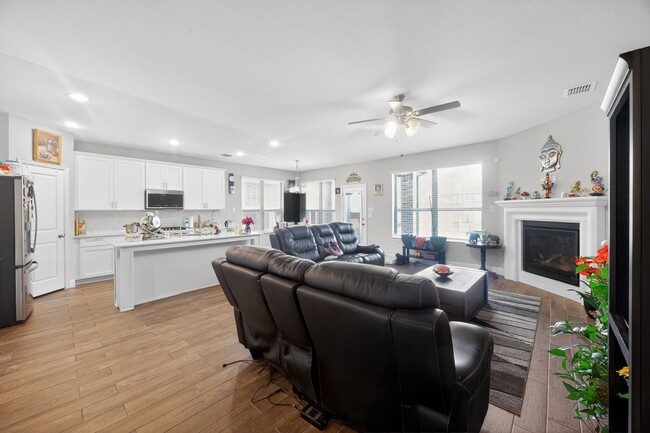 Photo - 6200 Marigold Dr