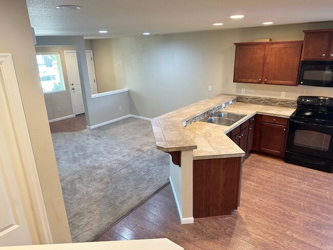 Photo - 3968 SE Lone Oak St